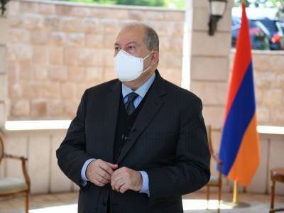 Никол Пашинян - Армен Саркисян - Президент Армении заболел в Лондоне COVID-19 - gordonua.com - Англия - Лондон - Армения