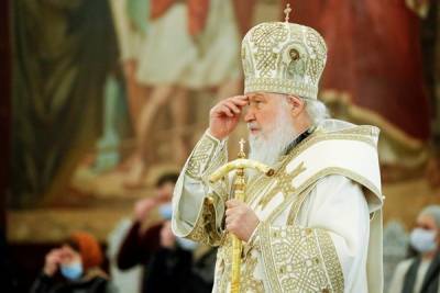 патриарх Кирилл - Патриарх Кирилл призвал усиленно молиться за врачей и больных COVID-19 - govoritmoskva.ru