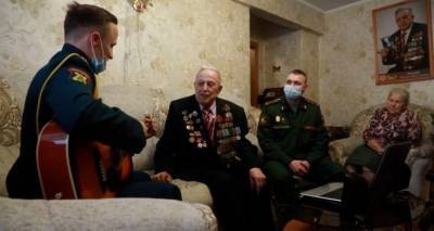 Поздравления и концерт для ветерана Великой Отечественной войны из Новосибирска - lv.sputniknews.ru - Россия - Новосибирск - Латвия