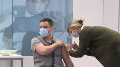 Европейский регулятор одобрил вторую вакцину от COVID-19 - vesti.ru - Сша - Евросоюз