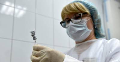 Григорий Семенов - Из-за дезинформации на прививку от Covid-19 по-прежнему согласна лишь малая часть сотрудников Даугавпилсской больницы - rus.delfi.lv - Латвия