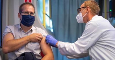 Опрос: только треть населения Латвии согласилась бы сделать прививку от Covid-19 - rus.delfi.lv - Латвия