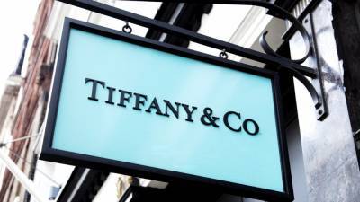 Tiffany увеличила продажи до рекордного уровня - riafan.ru - Москва - Сша - Китай