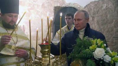 Владимир Путин - патриарх Кирилл - Православные христиане отмечают один из главных церковных праздников — Рождество Христово - 1tv.ru