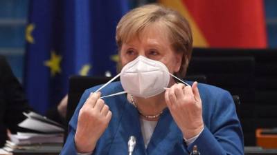 Ангела Меркель - Множество ПОЧЕМУ? Фрау Меркель предстоит ответить на три вопроса - germania.one - Германия