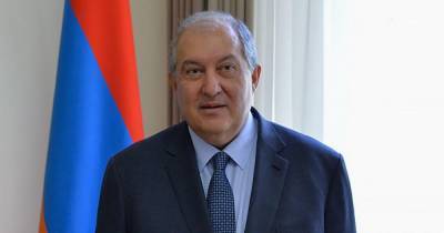 Армен Саркисян - Президент Армении тяжело переносит коронавирус - ren.tv - Армения