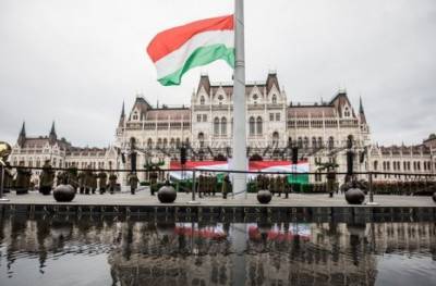 Виктор Орбан - Венгрия продолжила локдаун до 1 февраля - unn.com.ua - Киев - Венгрия