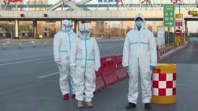 Сразу два города в Китае на тотальном карантине после вспышки коронавируса - 1tv.ru - Китай - Шицзячжуан
