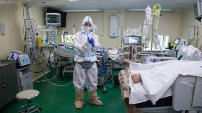 Убийственный вирус: "корона" взвинчивает темп - vesti.ru - Россия - Санкт-Петербург - Москва - Московская обл. - Воронежская обл. - Самарская обл.
