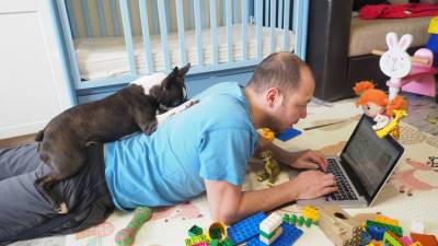 Дмитрий Песков - Песков и Голикова высказались об ограничениях и локдауне - vesti.ru