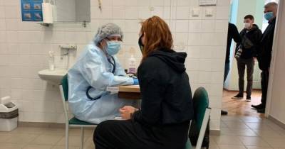 Украинцы без прививки не смогут обжаловать свое отстранение от работы, – юристы - focus.ua - Украина
