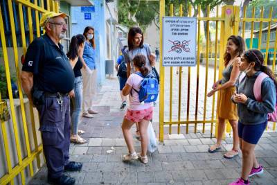 Беннет решил избавить детей от карантинов с помощью массового тестирования - news.israelinfo.co.il - Израиль