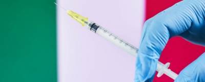 В Италии курс вакцинации от COVID-19 прошли более 80% населения - runews24.ru - Италия