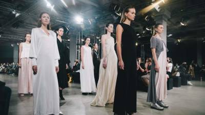 Mercedes-Benz Fashion Week Russia пройдет в COVID-free формате - iz.ru - Россия - Москва - Израиль