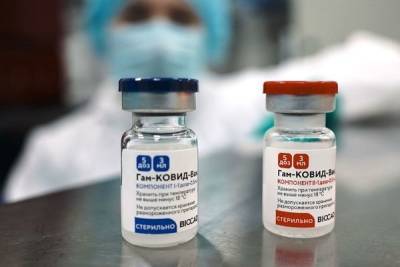Привитым иностранной вакциной россиянам придется ставить укол отечественной - newsland.com