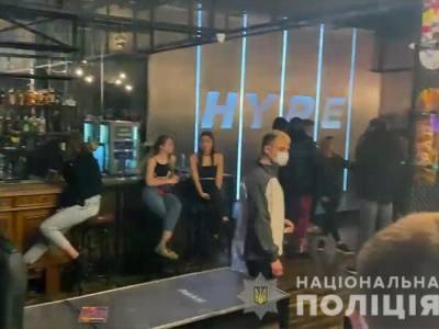 Украинские правоохранители планируют проверять кафе, рестораны и кинотеатры на соблюдение карантина – Офис президента - gordonua.com - Украина