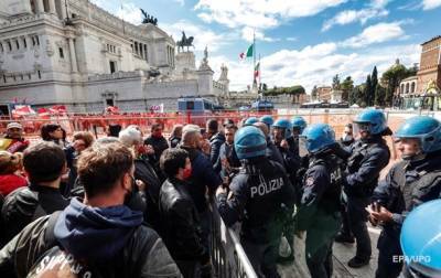 В Италии арестованы лидеры ультраправой партии после протестов антиваксеров - korrespondent.net - Украина - Италия - Рим