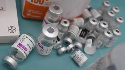 Британские СМИ: агенты РФ похитили данные о вакцине AstraZeneca - obzor.lt - Россия - Англия