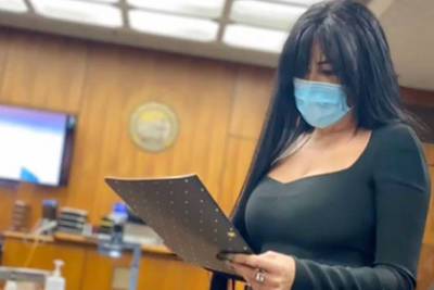 Женщина-адвокат пожаловалась на неадекватные упреки мужчин из-за ее красоты - lenta.ru - Сша - Лос-Анджелес - штат Калифорния
