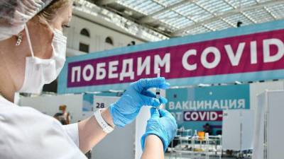 Николай Крючков - Иммунолог назвал сроки появления антител после ревакцинации - vm.ru