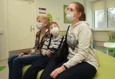 Более 180 тысяч детей заболели коронавирусом в Москве с начала пандемии - vm.ru - Москва