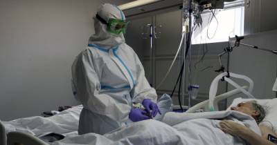 Украину ждут новые рекорды по смертности от коронавируса, мест в больницах нет, — ученые - focus.ua - Украина