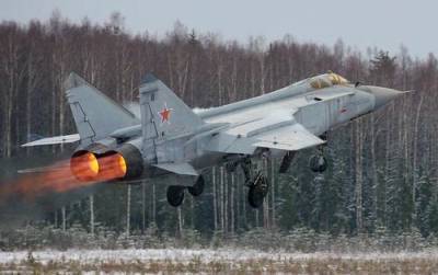 МиГ-31 ТОФ отработали перехват воздушных целей над Камчаткой - argumenti.ru - Россия