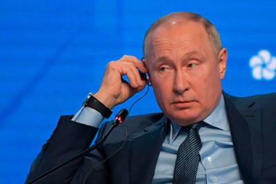 Владимир Путин - Путин ответил на вопрос о страхе заразиться коронавирусом - lenta.ru - Россия