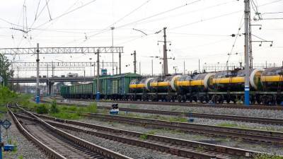 На Ямале с рельсов сошло восемь железнодорожных цистерн - newdaynews.ru