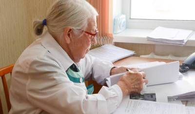 Ушедших на пенсию врачей попросят помочь в борьбе с коронавирусом - newizv.ru