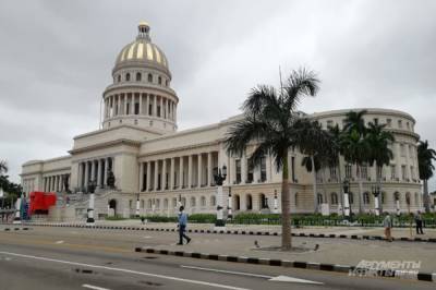 Диас-Канель Бермудес - Куба отменяет ПЦР-тест на коронавирус для туристов с 15 ноября - aif.ru - Куба