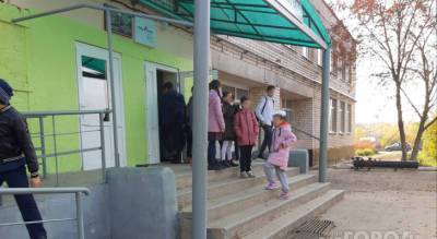 Власти Чувашии рассматривают продление школьных каникул из-за четырех выходных и коронавируса - pg21.ru - республика Чувашия