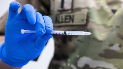 Военнослужащих ВМС США уволят за отказ пройти вакцинацию - iz.ru - Сша - Израиль
