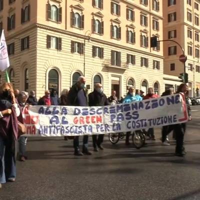 В центре Рима проходит новая акция протеста против ковид-сертификатов - radiomayak.ru - Италия - Рим
