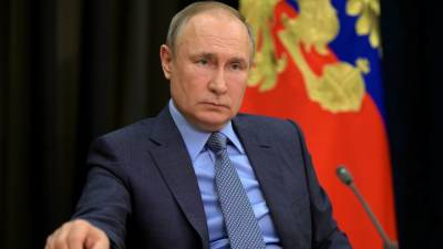 Песков: Путин примет решение о ревакцинации исходя из уровня антител - inforeactor.ru - Россия