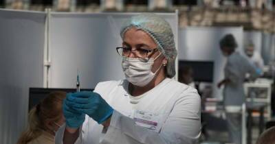 Выявлена связь между пульсом и смертностью от COVID - ren.tv - Англия - Италия