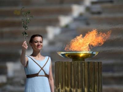 Иоаннис Антониу - В Греции состоялась церемония зажжения Олимпийского огня - u24.ru - Греция - Пекин