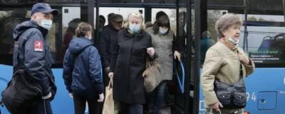 Владислав Султанов - В московском транспорте контролеры начали наказывать штрафом за спущенную маску - runews24.ru