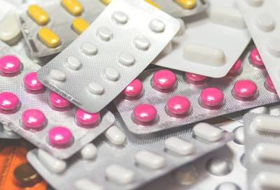 Эксперты назвали 10 самых популярных лекарств с начала пандемии COVID-19 - online47.ru
