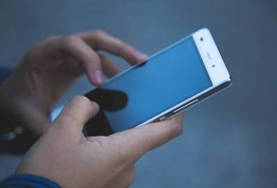 Исследование показало, сколько россиян столкнулись с телефонными мошенниками - online47.ru