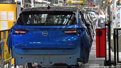 Из-за дефицита микрочипов завод Opel в Айзенахе закрывается до конца года - obzor.lt - Германия