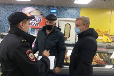 В Курске правоохранители составили 4 протокола за нарушение масочного режима в ТЦ - chr.mk.ru - Курск - Соловьиный край
