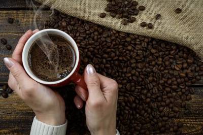 Кофе может снизить риск тяжелого течения COVID-19 и мира - cursorinfo.co.il