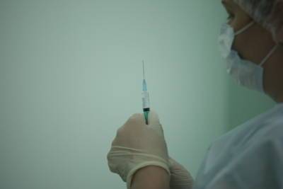 Введение QR-кодов подстегнуло впервые вакцинироваться 10 тысяч петербуржцев - spb.mk.ru - Санкт-Петербург