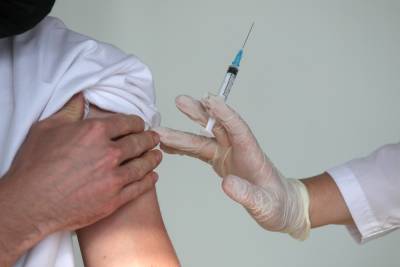 На Ставрополье введут обязательную вакцинацию от коронавируса для ряда категорий - etokavkaz.ru - Ставрополье край
