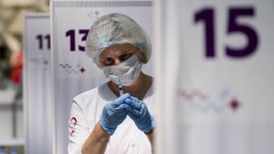 В Калмыкии вводят обязательную вакцинацию для ряда граждан - russian.rt.com - республика Калмыкия