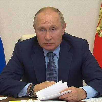 Владимир Путин - Путин поддержал предложение о нерабочих днях в РФ с 30 октября по 7 ноября - radiomayak.ru - Россия