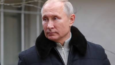 Владимир Путин - Путин объявил в России неделю выходных из-за пандемии коронавируса - svoboda.org - Россия