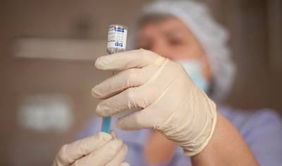 Вирусолог: Вакцинировать подростков можно только после испытаний - mkset.ru
