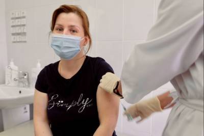 Татьяна Ивлева - Можно ли ревакцинироваться от коронавируса раньше 6 месяцев: врач назвала условие для «досрочной» повторной прививки - novos.mk.ru